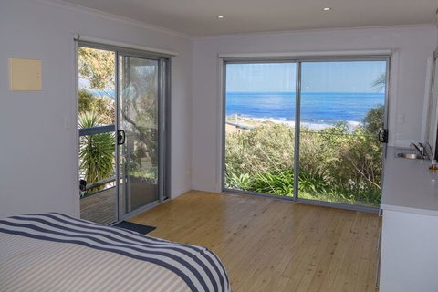 Coorumbene 8 Scenic Way - Sunshine Coast Tourism 3