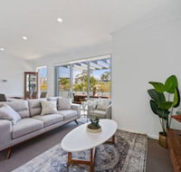 HomeHotel Luxurious 3 bedrooms - Sunshine Coast Tourism