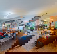 Driftwood on Anderson Free Wifi - Sunshine Coast Tourism