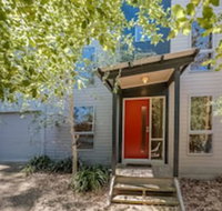 Salt Water Secret Surf Side - Sunshine Coast Tourism