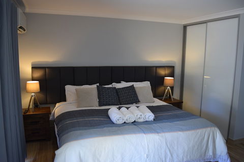 Eagle Bay House - Holiday Sunshine Coast 3