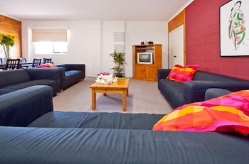 Bayplay Beach Accommodation - 2 Locations - Sunshine Coast Tourism 6