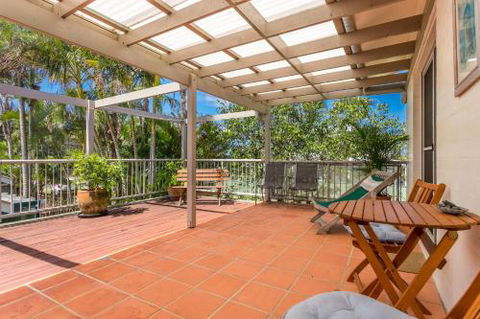 5 / 49 Childe Street Hideaway At Belongil - Sunshine Coast Tourism 1