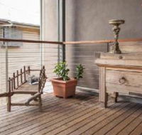Scobies Boutique Bed  Breakfast - Holiday Sunshine Coast