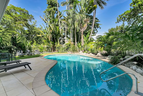 Seascape Holiday-Tropical Reef Apartment - Sunshine Coast Tourism 1