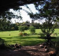 Mudgees Getaway Cottages - Holiday Sunshine Coast