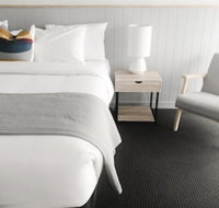 Eight Spence - Holiday Sunshine Coast