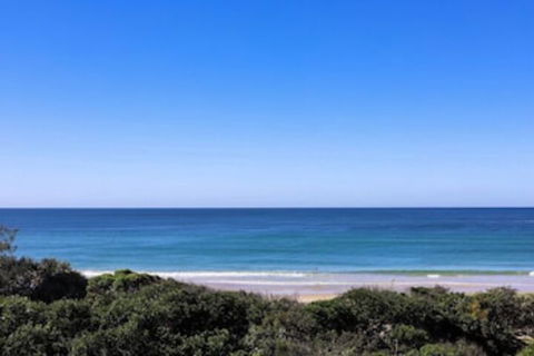 Amira Apartments - Holiday Sunshine Coast 0