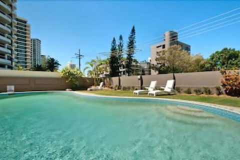 Amira Apartments - Holiday Sunshine Coast 4