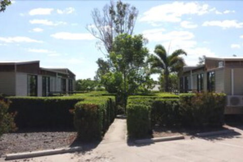 Coal 'n' Cattle Hotel Motel - Moura - Holiday Sunshine Coast 3