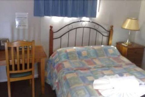 Coal 'n' Cattle Hotel Motel - Moura - Holiday Sunshine Coast 6