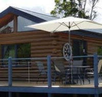 Windermere Cabins - Sunshine Coast Tourism