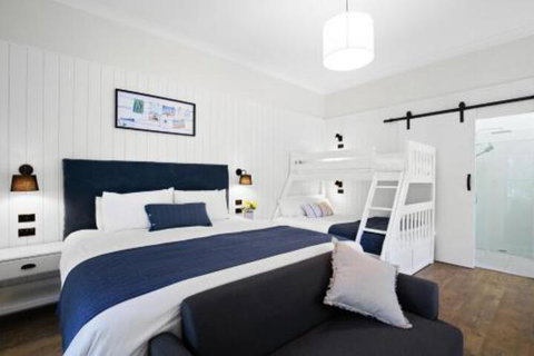 Surfaris Retreat - Sunshine Coast Tourism 1