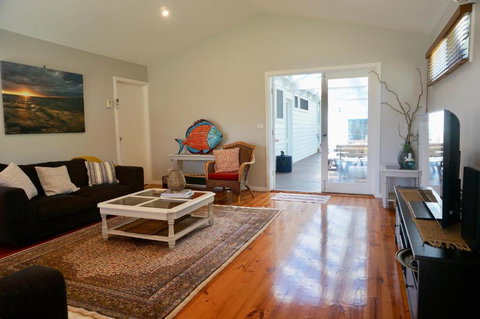 Corsair Breeze - Sunshine Coast Tourism 3