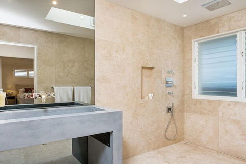 Your Luxury Escape OneCoral - Sunshine Coast Tourism 3