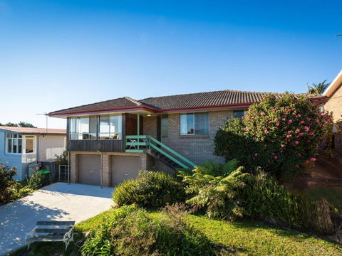 Inlet Views At The Loop - Sunshine Coast Tourism 3