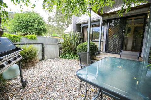 Allambie Cottages Villa 1 - Holiday Sunshine Coast 3