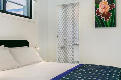 A SWEET ESCAPE At The Beach - Holiday Sunshine Coast 5