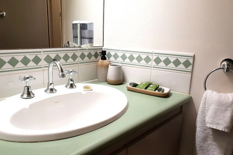 Hotel Victor - Holiday Sunshine Coast 3