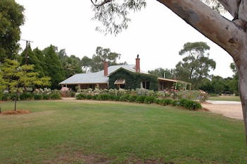 Woodside SA Sunshine Coast Tourism