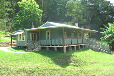 Singletons Retreat - Sunshine Coast Tourism 1