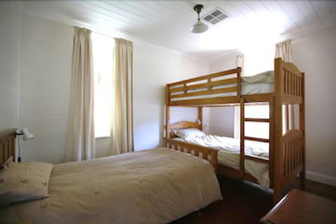 Singletons Retreat - Sunshine Coast Tourism 4