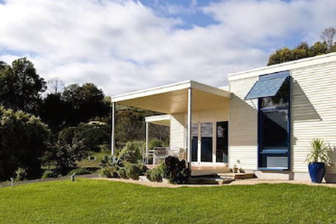 SeaShells Penneshaw - Sunshine Coast Tourism 3