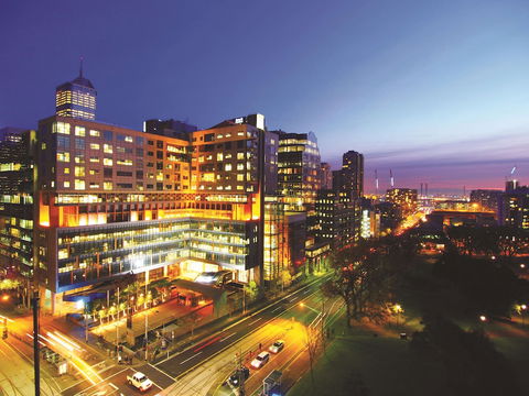 Oaks Melbourne On William Suites - Sunshine Coast Tourism 0