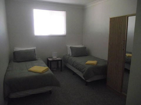 Aly's Cottage - Holiday Sunshine Coast 6