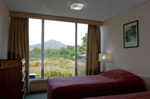 Heemskirk Motor Hotel - Sunshine Coast Tourism 2