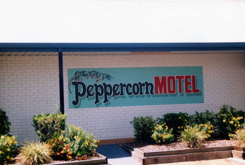 Peppercorn Motel - Sunshine Coast Tourism 4
