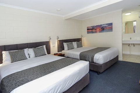 Victor Harbor City Inn - Sunshine Coast Tourism 6