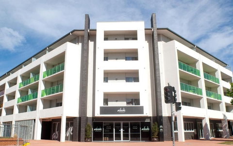 Abode Tuggeranong - Sunshine Coast Tourism 0