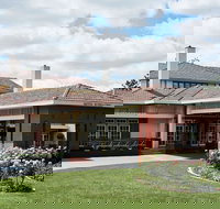 Hotel Kurrajong Canberra - Holiday Sunshine Coast