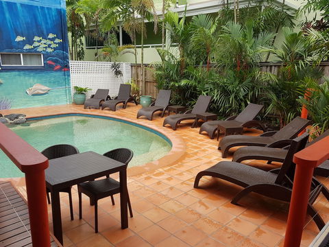 Port Douglas Motel - Sunshine Coast Tourism 6