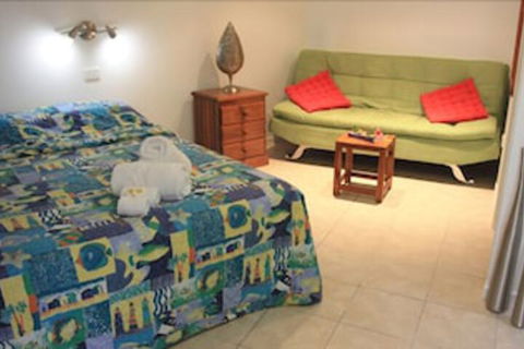 Airlie Beach Motor Lodge - Holiday Sunshine Coast 0