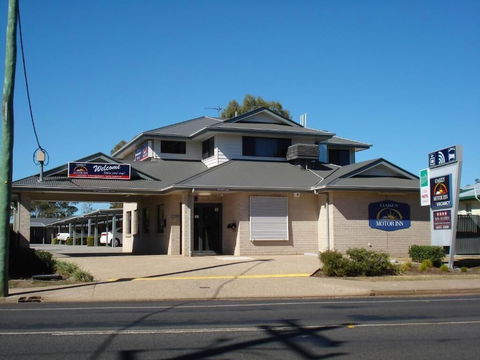 Oakey Motor Inn - Sunshine Coast Tourism 4