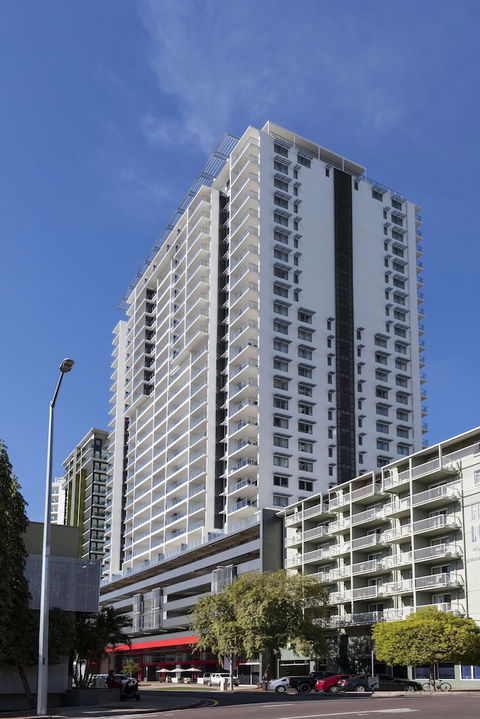 Oaks Darwin Elan Hotel - Sunshine Coast Tourism 4