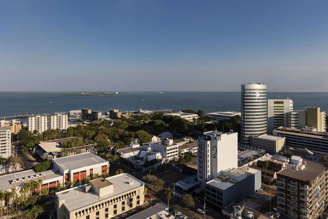 Oaks Darwin Elan Hotel - Sunshine Coast Tourism 1