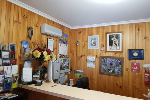 Kookaburra Motor Lodge - Holiday Sunshine Coast 1