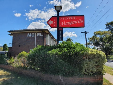 Motel Margeurita - Holiday Sunshine Coast 0