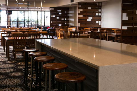 CBD Hotel - Holiday Sunshine Coast 5