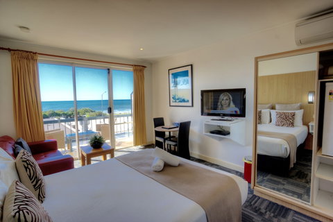 Sandridge Motel - Sunshine Coast Tourism 5