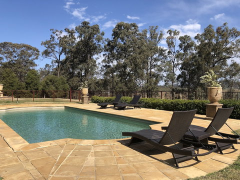 Villa Provence - Holiday Sunshine Coast 5