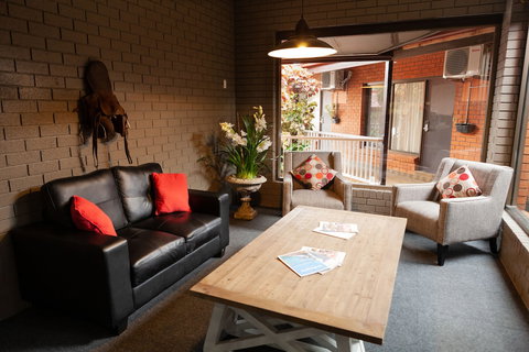 Nightcap At Archer Hotel - Sunshine Coast Tourism 2