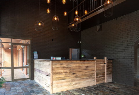 Nightcap At Archer Hotel - Sunshine Coast Tourism 3