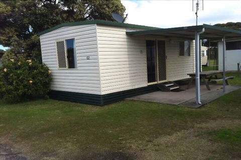 Reflections Holiday Parks Hawks Nest - Sunshine Coast Tourism 3