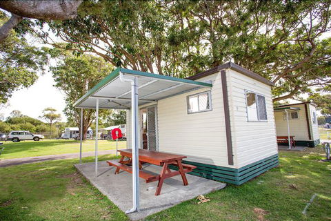 Reflections Holiday Parks Hawks Nest - Sunshine Coast Tourism 4