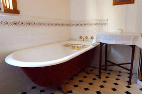 The Duck House - Holiday Sunshine Coast 7