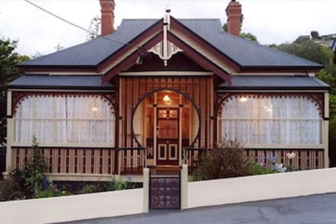 The Duck House - Holiday Sunshine Coast 1